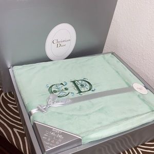 CHRISTIAN DIOR SHEET AUTHENTIC
